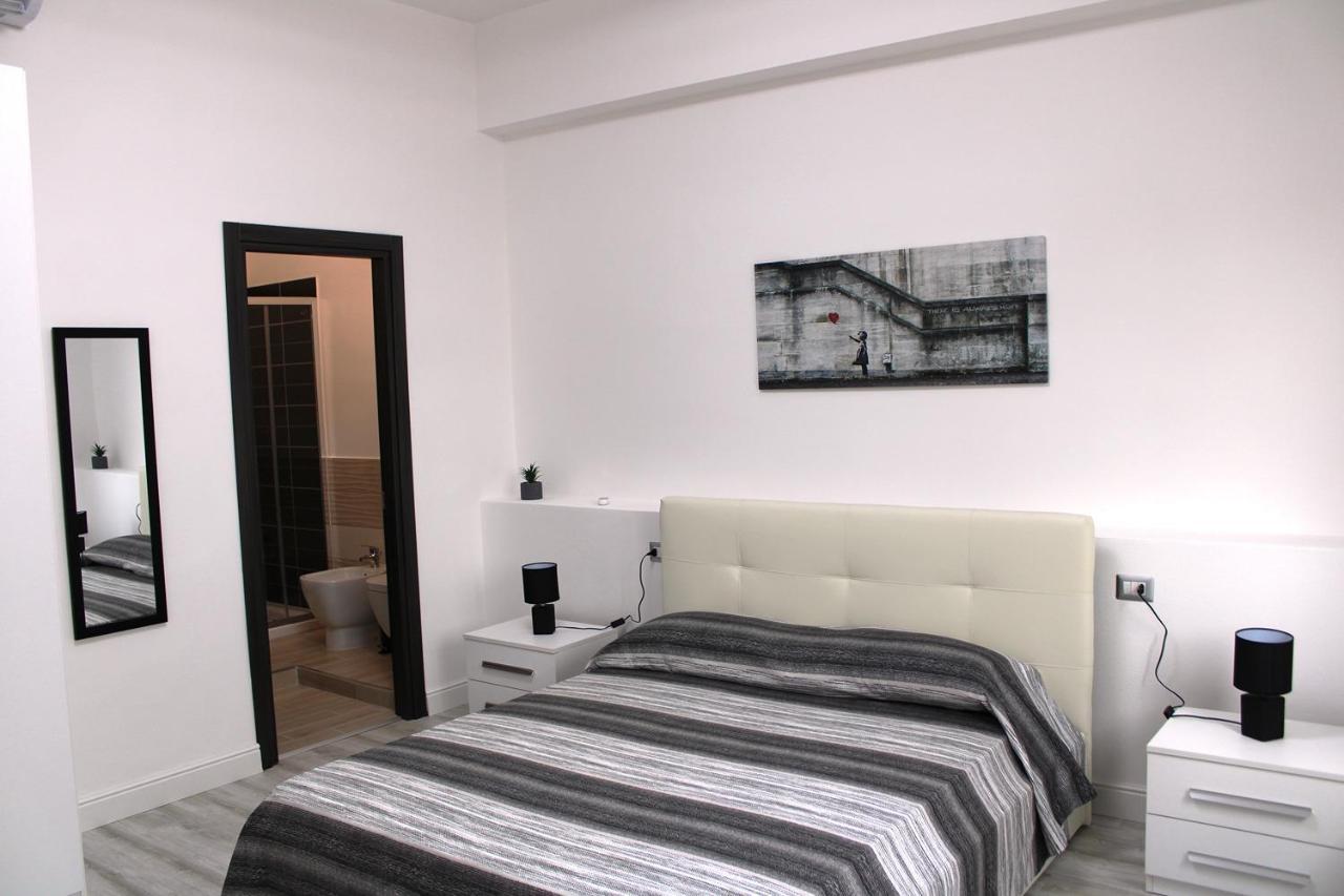 La Laguna Rooms SantʼAntìoco Exteriör bild
